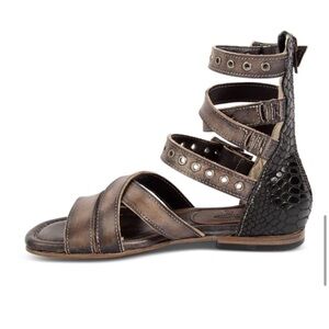 Freebird Sydney Black Sandal NWOT